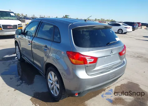 2014 Mitsubishi Outlander Sport Es z USA, uszkodzony, nr VIN 4A4AP3AU7EE028240